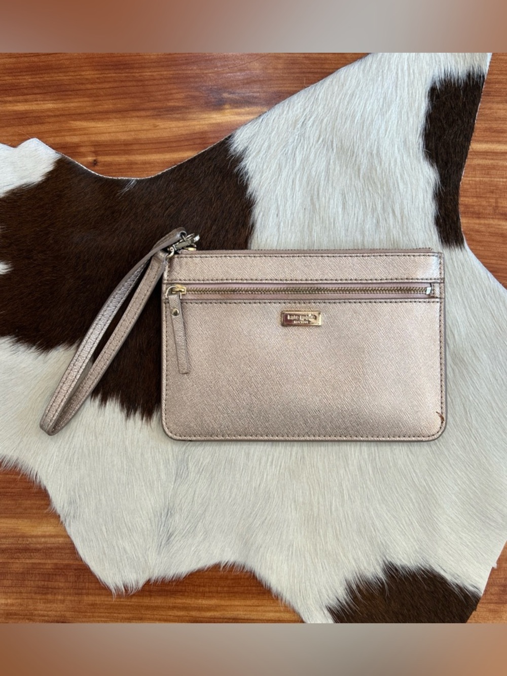 KATE SPADE NEW YORK Laurel Way Tinie Wristlet in Rose Gold Wallet